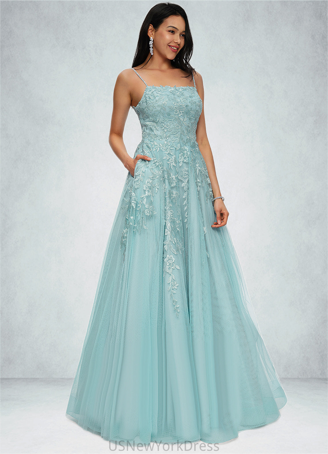 Zoie Ball-Gown/Princess Straight Floor-Length Tulle Prom Dresses With Appliques Lace Sequins DJP0022206