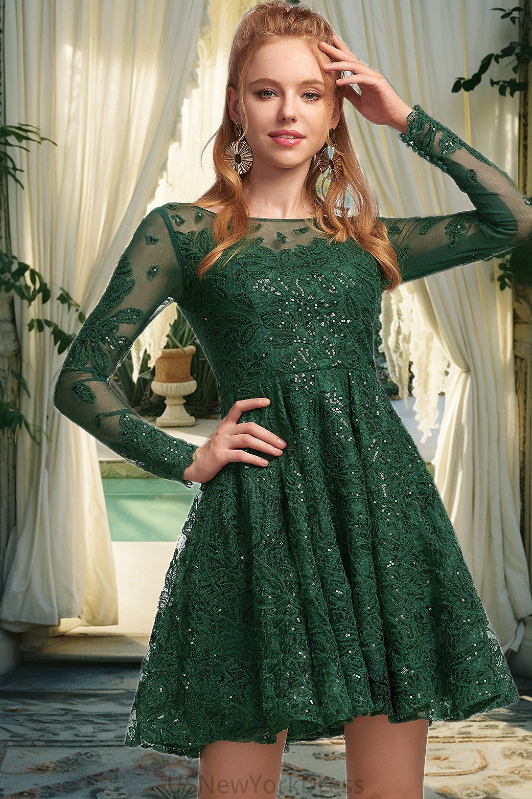 Emilia A-line Scoop Short/Mini Lace Homecoming Dress With Sequins DJP0020545