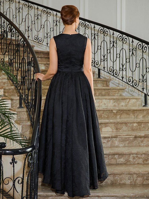 Silvia A-Line/Princess Lace Applique Scoop Sleeveless Asymmetrical Mother of the Bride Dresses DJP0020256
