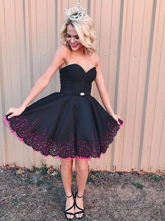 Strapless Sweetheart Black Pleated A Line Jaelynn Lace Satin Homecoming Dresses Above Knee
