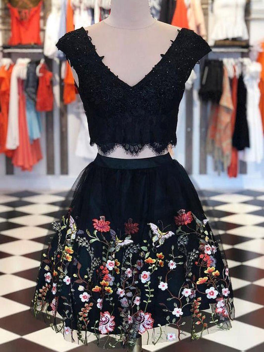 V Neck Dresses Short Black Lace Homecoming Dresses Two Pieces Eva With Floral CD1881