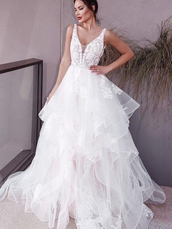 A-Line/Princess Applique V-neck Tulle Sweep/Brush Sleeveless Train Wedding Dresses