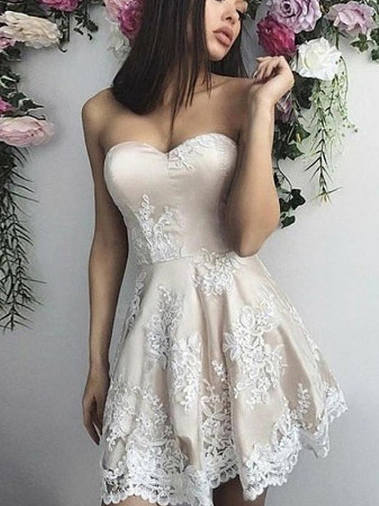 Lace Sweetheart Sleeveless A-Line/Princess Applique Short/Mini Homecoming Dress