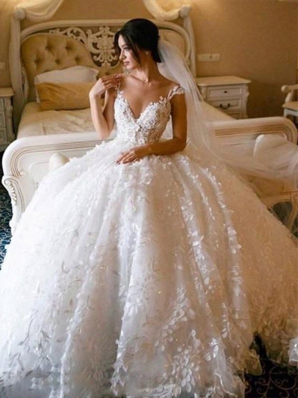 Tulle Floor-Length V-neck Ball Sleeveless Gown Applique Wedding Dresses