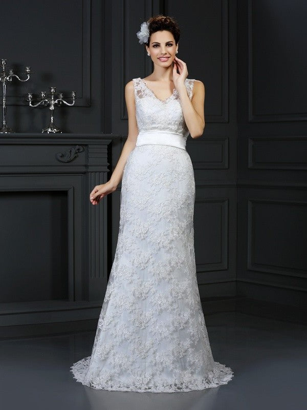 Sweetheart Long Sleeveless Trumpet/Mermaid Applique Lace Wedding Dresses