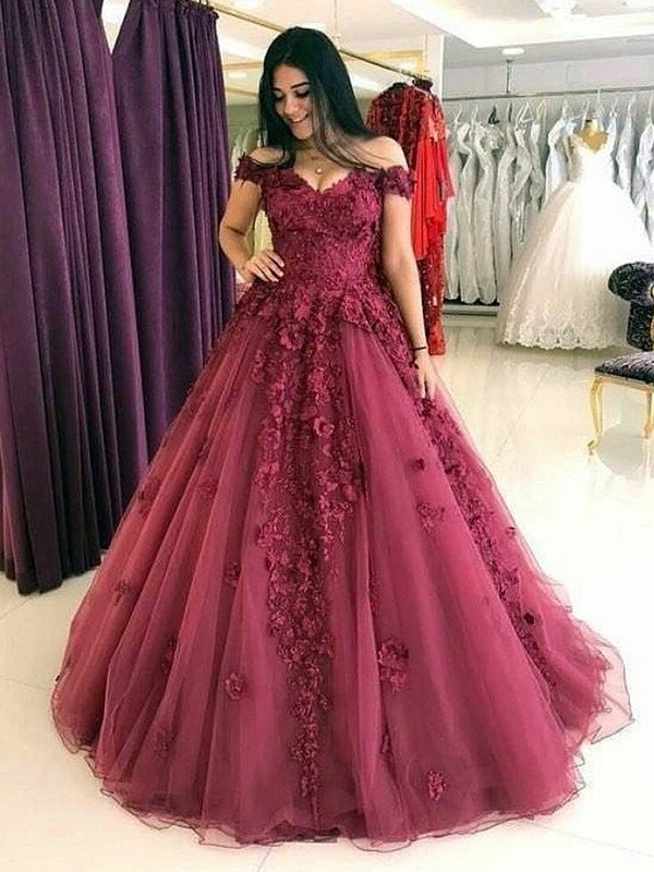 Ball Sleeveless Gown Sweep/Brush Off-the-Shoulder Train Applique Tulle Dresses