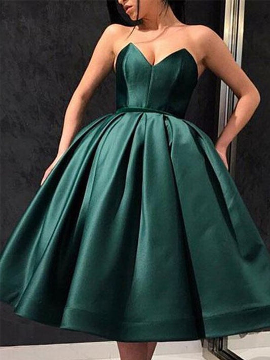 A-Line/Princess Sweetheart Satin Tea-Length Ruffles Short/Mini Homecoming Dresses