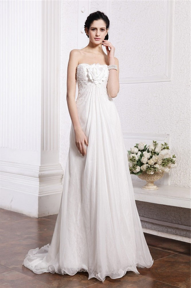 A-Line/Princess Long Hand-Made Sleeveless Strapless Flower Beading Chiffon Wedding Dresses