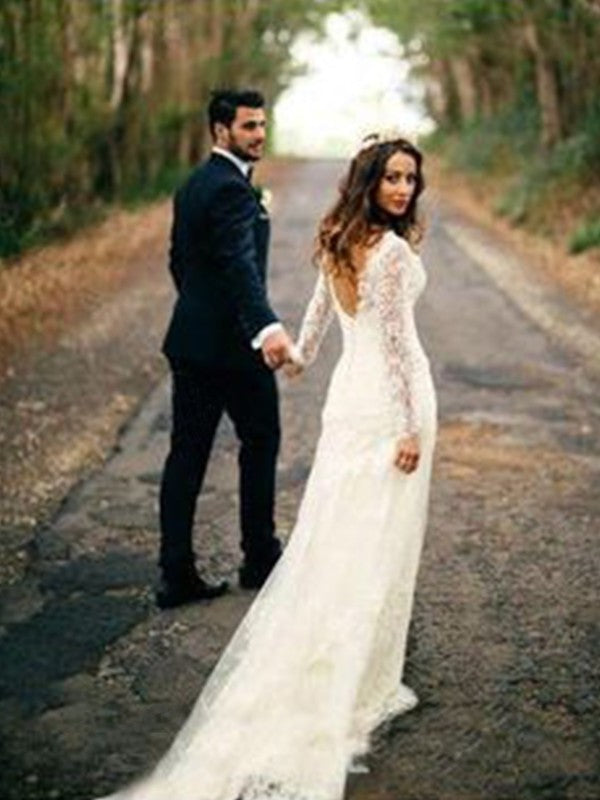 Applique Long Sleeves Train Court Sheath/Column V-neck Lace Wedding Dresses