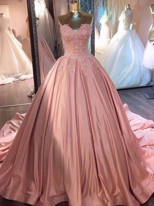 Gown Court Train Ball Sleeveless Sweetheart Lace Satin Dresses