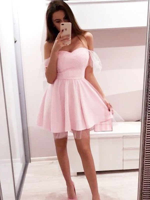 A-Line/Princess Off-the-Shoulder Sleeves Tulle Ruffles Short Short/Mini Homecoming Dresses