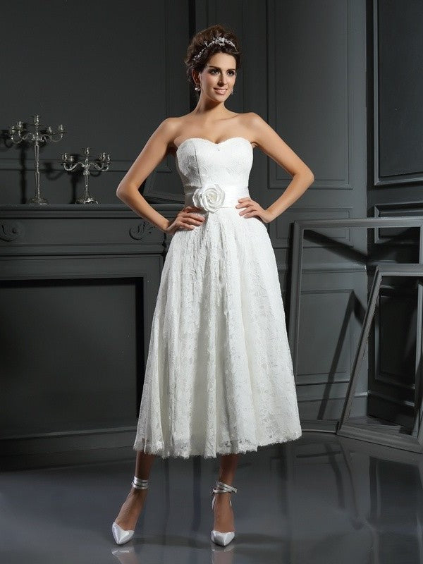 A-Line/Princess Sweetheart Sleeveless Lace Short Lace Wedding Dresses