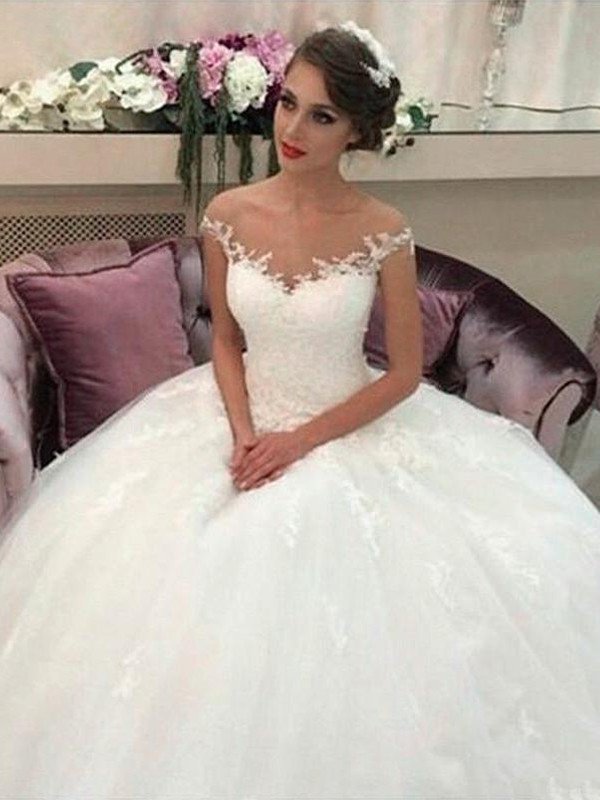 Tulle Gown Off-the-Shoulder Ball Train Court Sleeveless Wedding Dresses