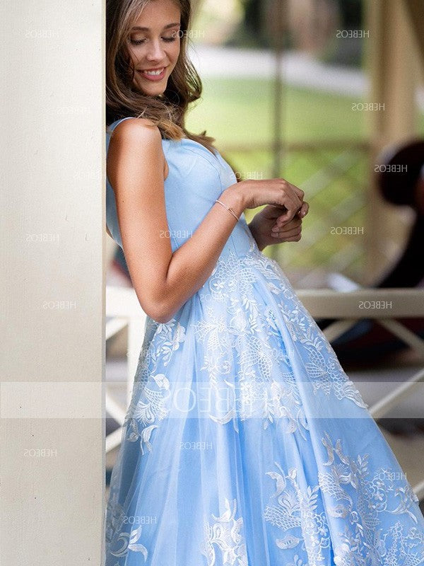 Ball Sleeveless Tulle Gown Applique V-neck Sweep/Brush Train Dresses