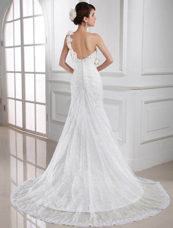 Trumpet/Mermaid Sleeveless One-shoulder Beading Satin Lace Long Wedding Dresses