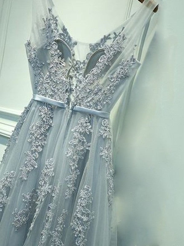 Tulle V-neck A-Line/Princess Sleeveless Applique Floor-Length Dresses