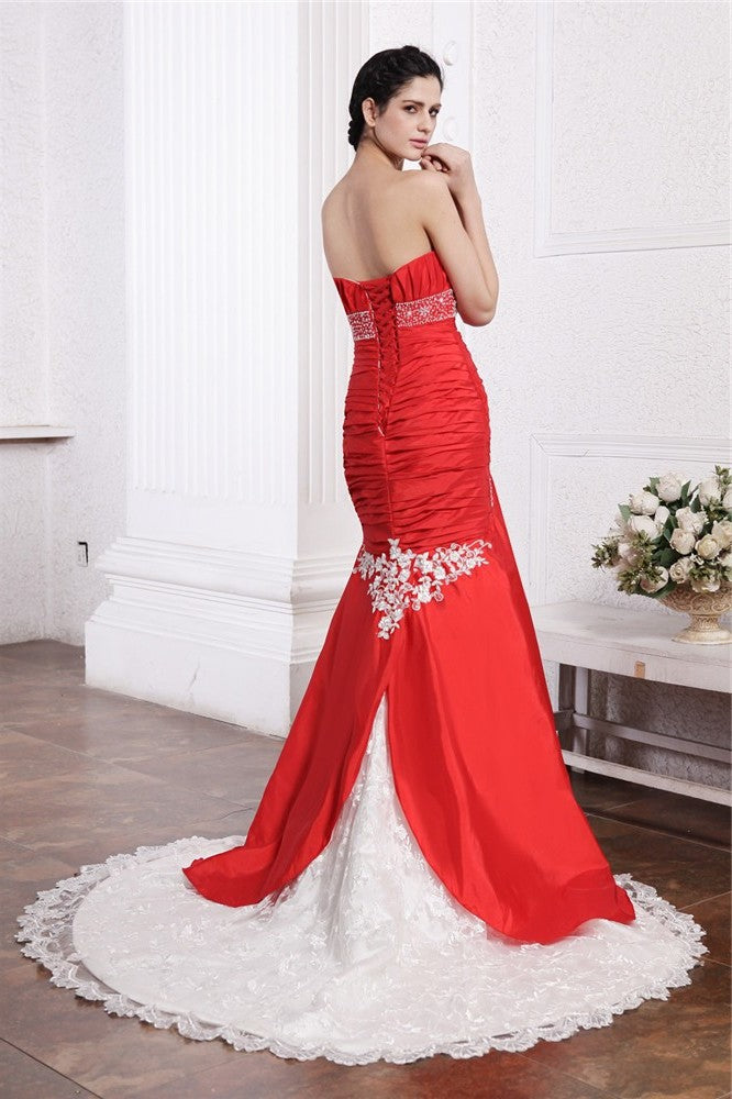 Lace Sleeveless Applique Long Beading Trumpet/Mermaid Strapless Taffeta Wedding Dresses