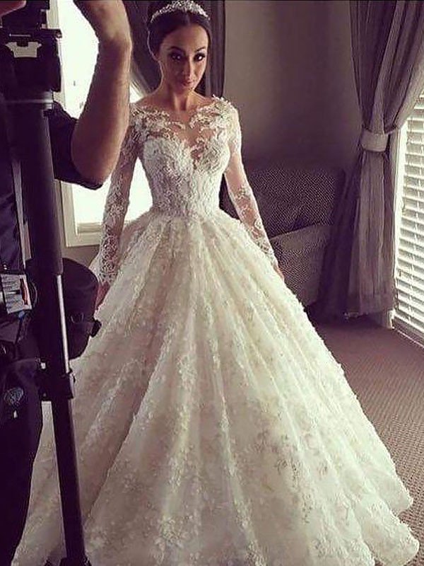 Train Ball Scoop Long Court Gown Sleeves Lace Wedding Dresses