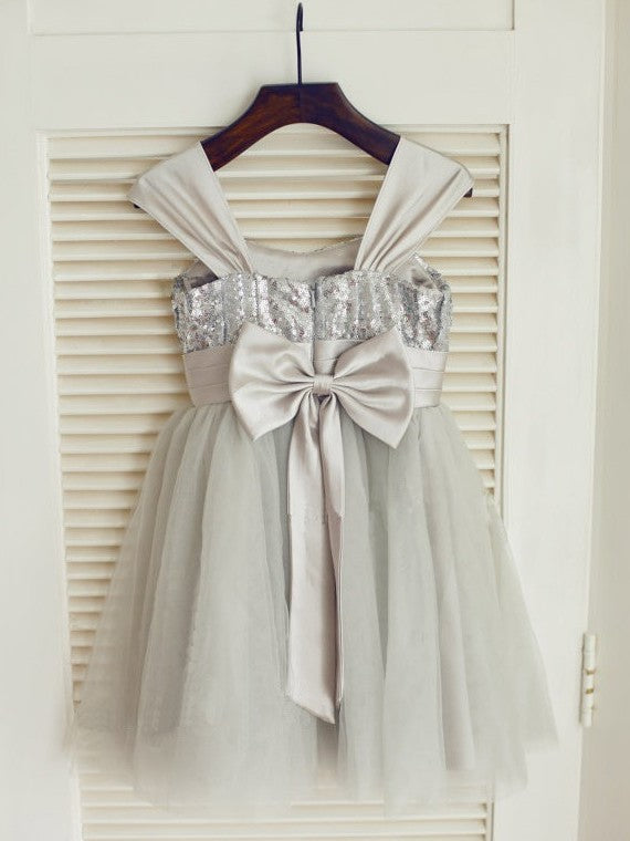 Bowknot Sleeveless A-line/Princess Straps Long Tulle Dresses