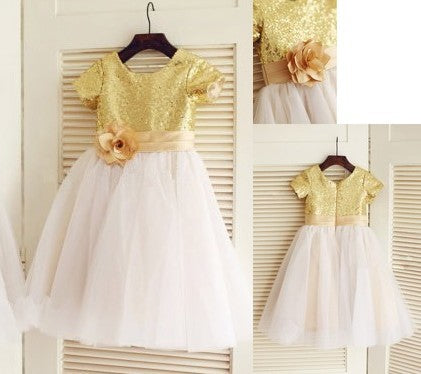 Short Sequin A-line/Princess Sleeves Scoop Long Tulle Dresses