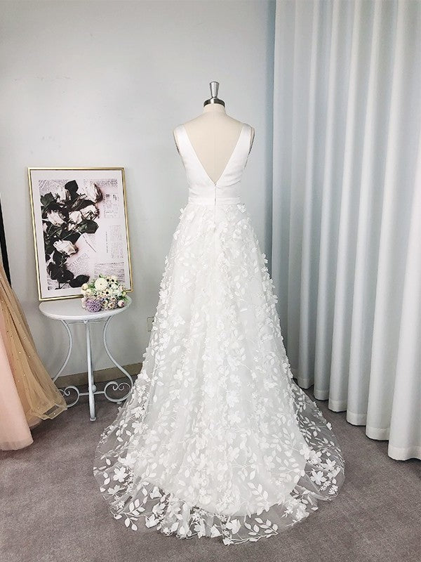 Sweep/Brush Applique Organza A-Line/Princess V-neck Sleeveless Train Wedding Dresses