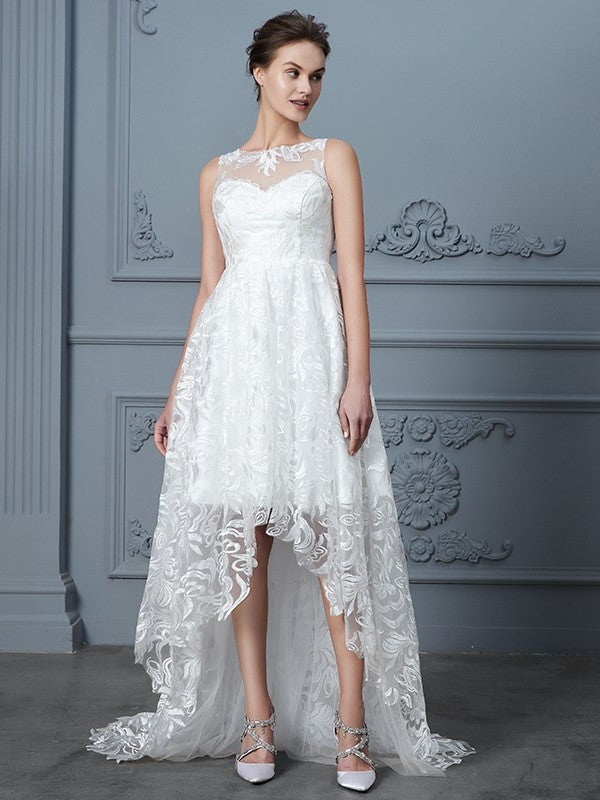 A-Line/Princess Asymmetrical Scoop Sleeveless Lace Wedding Dresses