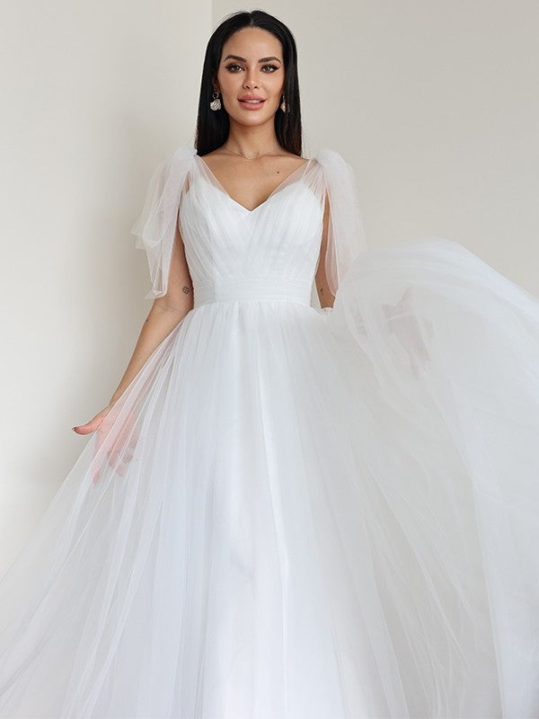 V-neck Sleeveless Tulle Ruffles A-Line/Princess Floor-Length Wedding Dresses