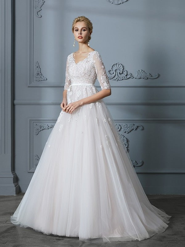 Gown 1/2 Lace Train V-neck Ball Sleeves Court Tulle Wedding Dresses