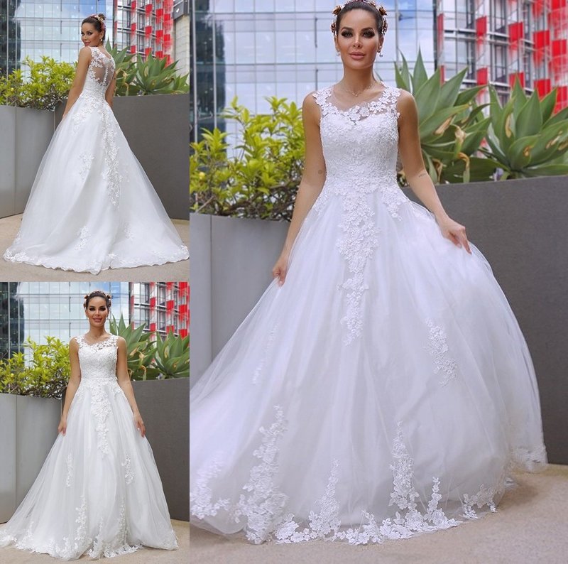 Tulle Sweep/Brush Lace Scoop A-Line/Princess Sleeveless Train Wedding Dresses